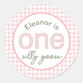 Redonda pegatina personalizado de "One Silly Goose"