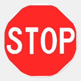 Redonda Pegatina redondeado con el signo Stop.