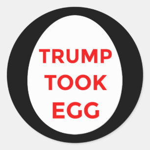 Redonda Trump se llevó el pegatina del huevo
