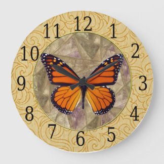 Redondo Grande Mariposa de monarca en el reloj del vidrio de