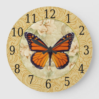 Redondo Grande Mariposa Monarca En El Reloj De Flores