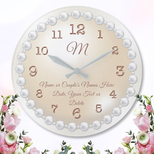 Redondo Grande Perlas monogramadas en el Reloj Perla, personaliza
