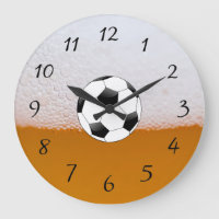 Reloj de cerveza y fútbol de tiro