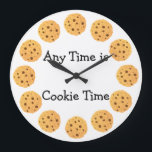 Redondo Grande Reloj de la galleta<br><div class="desc">Este reloj es perfecto para las panaderías o los amantes de la galleta.  Personalice el texto con su propia fraseología si está deseado.</div>