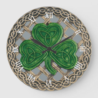Redondo Grande Shamrock gris y nudos celtas reloj numérico romano
