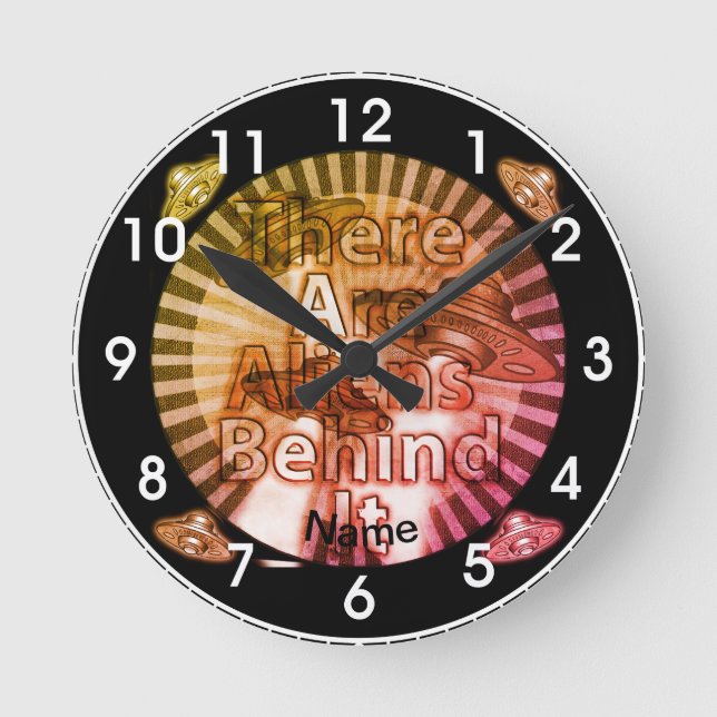 Redondo Mediano Alienígenas detrás del reloj (Anverso)