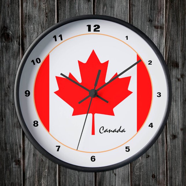 Redondo Mediano Bandera canadiense, reloj de moda/diseño de moda d (Subido por el creador)