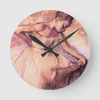 Desgasifique el reloj rosado de la bailarina