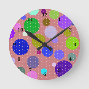 Redondo Mediano Diseño de reloj juguetón, puntos en puntos