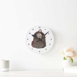 Redondo Mediano Gato en una mochila reloj – Otoño caprichoso