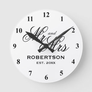 Redondo Mediano Personalizado Sr. y Sra. newlyweds reloj de regalo