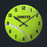 Redondo Mediano Reloj de bola de tenis personalizado<br><div class="desc">Reloj de pared de Personalizado de tenis.</div>