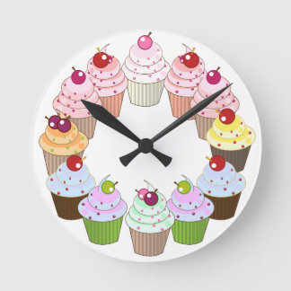 Redondo Mediano Reloj de cocina de cupcakes Yummy