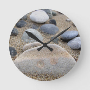 Redondo Mediano Reloj de los guijarros de la playa