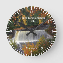 Redondo Mediano Reloj del Alto Tahquamenon Falls