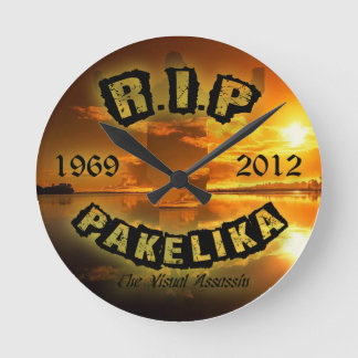 Redondo Mediano Reloj del tributo de Pakelika