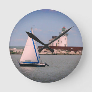 Redondo Mediano Reloj del velero del verano