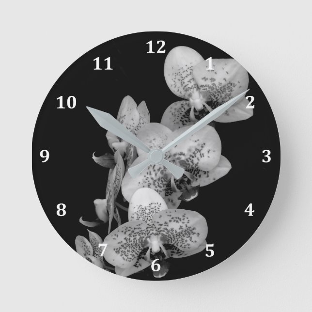 Redondo Mediano Reloj en blanco y negro con orquídeas (Anverso)