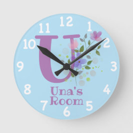 Redondo Mediano Reloj en un diseño floral con nombre e inicial
