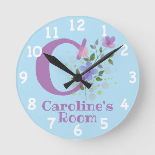 Redondo Mediano Reloj en un diseño floral con nombre e inicio
