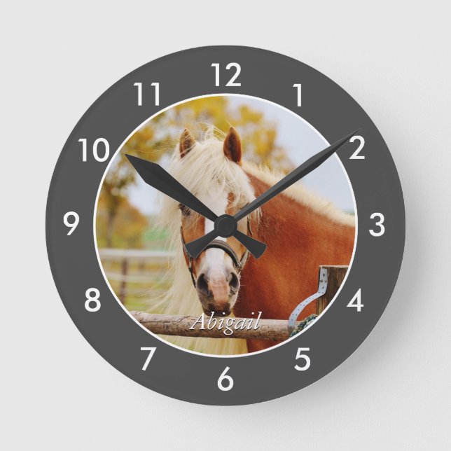 Redondo Mediano Reloj grande de caballo personalizado (Anverso)