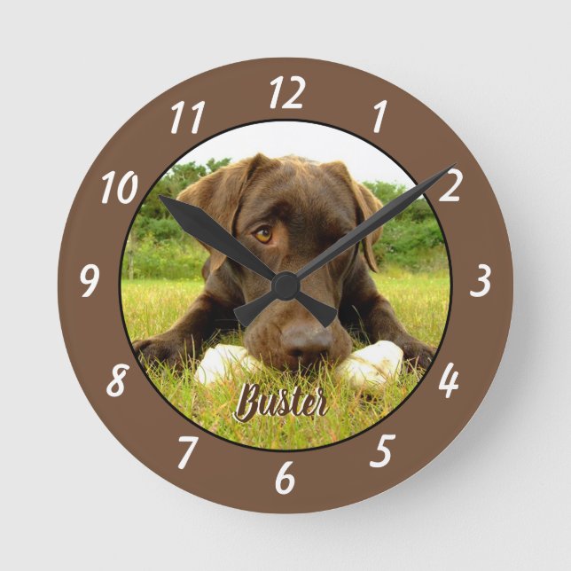 Redondo Mediano Reloj grande personalizado de chocolate Labrador (Anverso)