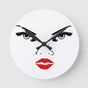 Redondo Mediano Reloj rojo de los labios: Cara femenina