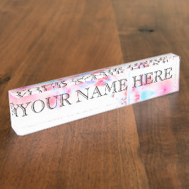 Reflexiones en una placa de identificación de