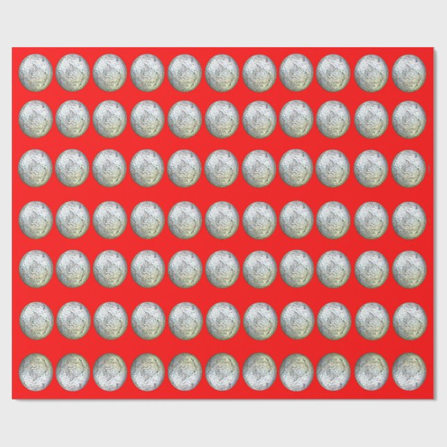 Regalo Bolas de plata sobre papel de envolver rojo (Superficie plana)