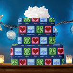 Regalo Cute Hanukkah Pattern Papel de envolvimiento azul<br><div class="desc">Peace Love Hanukkah envolviendo papel en azul oscuro para una persona judía a la que le gusta celebrar Chanukah. Una señal de paz de bonito,  corazón,  y una hermosa menorah en un lindo patrón para las vacaciones.</div>