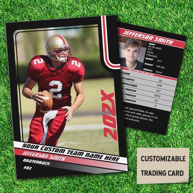 Regalo de Personalizado de tarjeta de intercambio  (American Football Player Trading Card in Black with Custom Team and Player Name with Red Stripes)