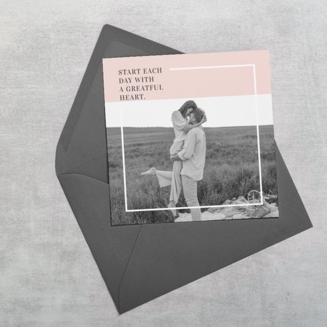 Regalo Familiar Rosa Pastel Foto Moderna Encantado (Subido por el creador)