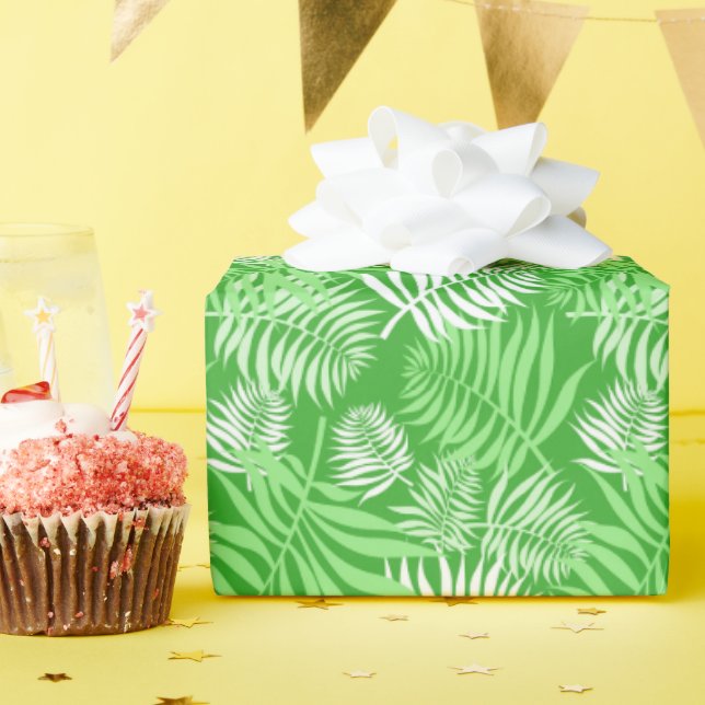 Regalo Fron de palmeras blancas sobre papel verde (Fiesta de cumpleaños )