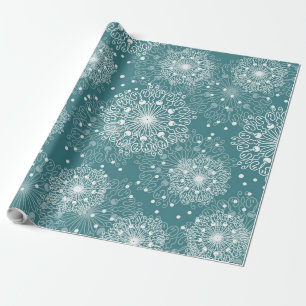 Regalo hermoso papel de envoltura con copos de nieve en i