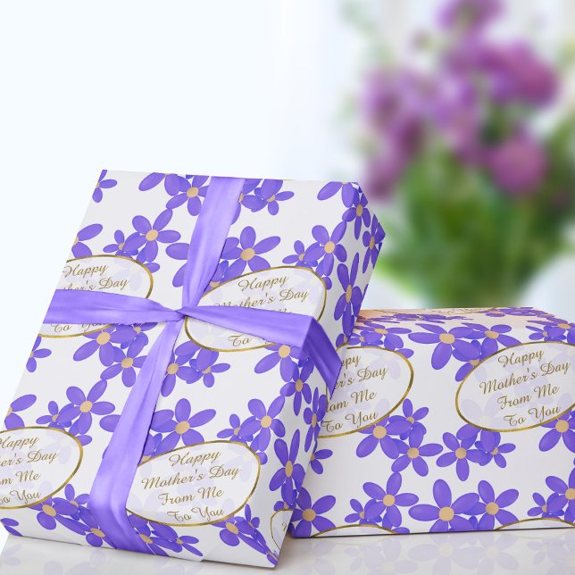 Regalo Mensaje del Día de la Madre Papel de envolvimiento (Add your short Mother's Day message to this cute purple floral wrapping paper and send with love)