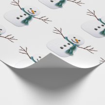 Muñeco de nieve en el papel de embalaje del día de