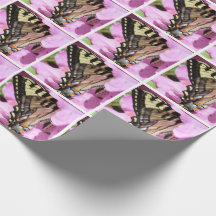 Papel de embalaje de la mariposa con la flor