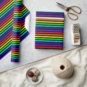 Regalo Papel de envolvimiento de tiras de arcoiris negro