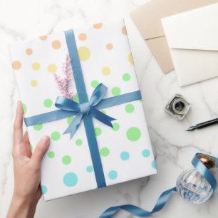 Regalo Papel envuelto en puntos de polka arcoiris