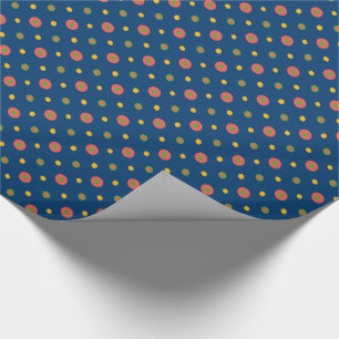 Regalo Quirky puntos de polka sobre papel de envolvimient
