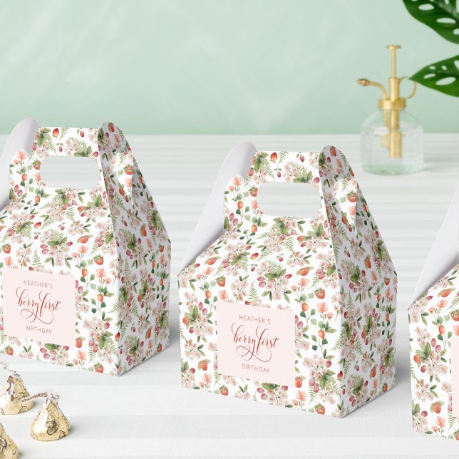 Regalos Caja de Favoritos para el Primer Cumpleaños de Ber (Strawberry Floral Berry First Birthday Favor Box by Painted Paperie
)
