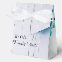 Caja de regalo para baby shower con forma de tiend