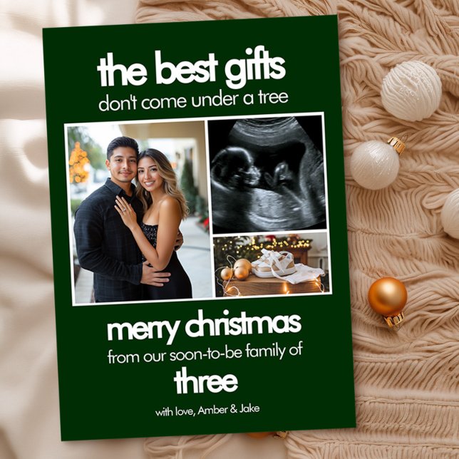 Regalos modernos de Navidad verde Anuncio de embar (Christmas card pregnancy announcement with three photo slots by Darling & May)