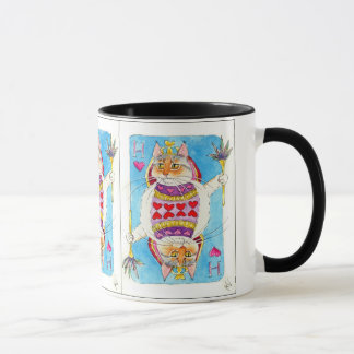 Reina de la taza del gato de los corazones