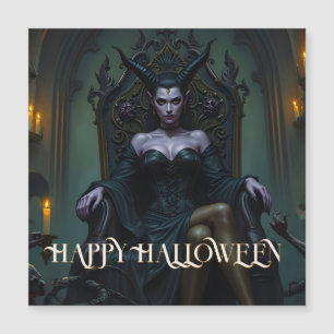 Reina Demonio Entronizada a la Luz de las Velas