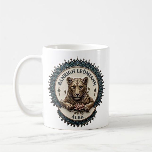 Reina Leona. Taza de café de Escocia (Izquierda)