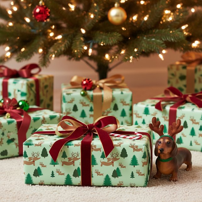 Reindeer Dachshund Regalo Envoltura Papel de envol (Dachshund through the show with a mission to get home for Christmas! Our merry & bright doxie.)