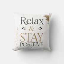 Relájate y mantente positivo en la almohada motiva