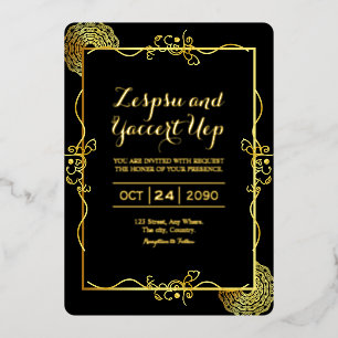 Relieve metalizado dorado con tarjeta de invitació