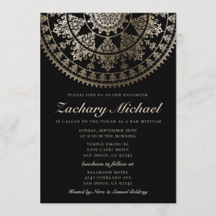 Relieve metalizado dorado de las invitaciones de